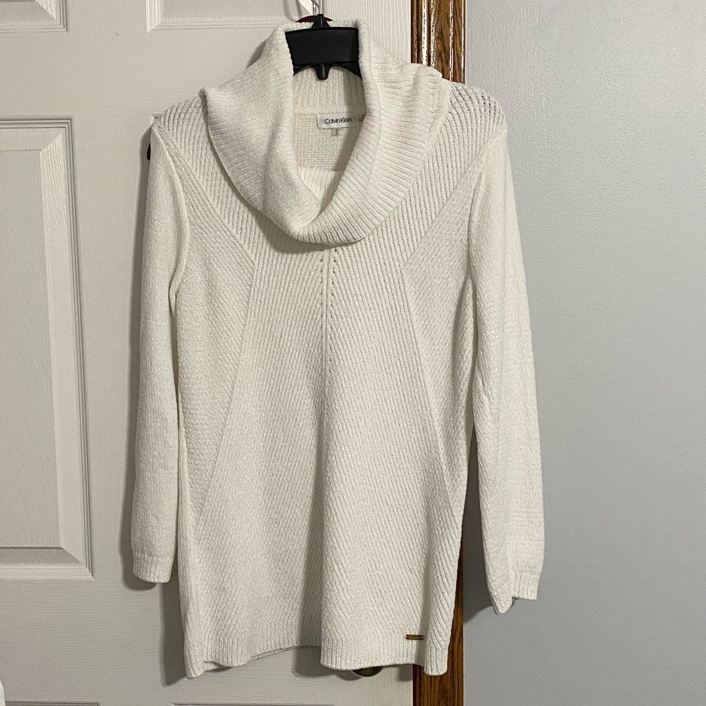 Calvin Klein Sweater